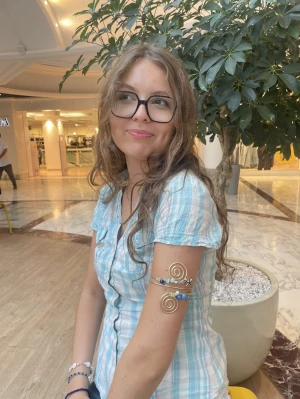 Anaïs babysitter à Fillé