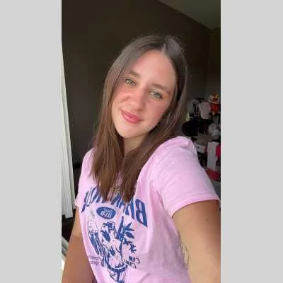 Colyne, babysitter à Puyol Cazalet