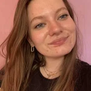 Emma, babysitter à Chartres