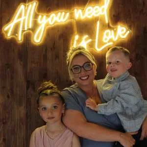 Chloé , babysitter à Calais